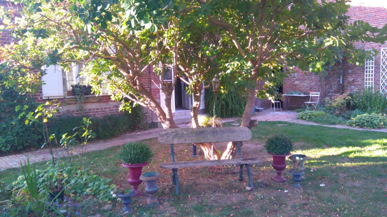Le Jardin Des Ecureuils Hotel Demuin Kültér fotó