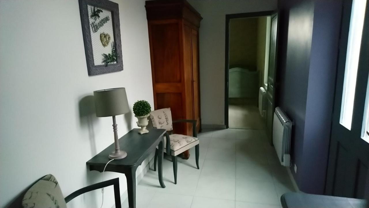 Le Jardin Des Ecureuils Hotel Demuin Kültér fotó